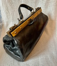 ♲Super *TUSCANY LEATHER * Vintage Black Leather Gladstone Doctors Bag♲