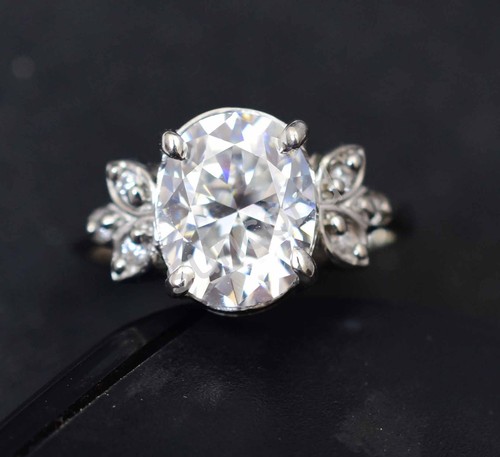 Certified oval cut - ct,