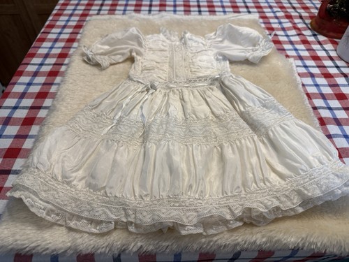 Beautiful antique silk dress - beautiful,