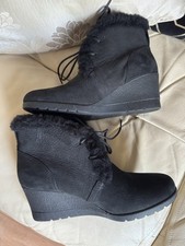 Women’s Black Leather Wedge