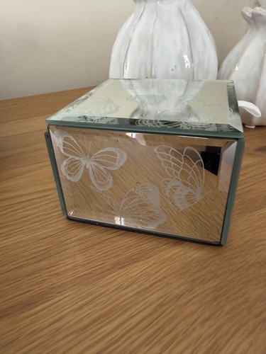 Laura ashley mirrored - laura,
