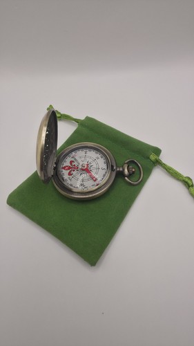 Antique looking pocket compas - antique,