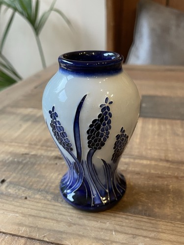 Moorcroft muscari trial - muscari, vase