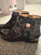 TED BAKER  Boots - Girls Size 13 - Black Patent Leather - Fair Condition