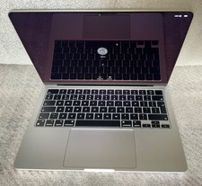 Apple MacBook Air 13.6" A2681