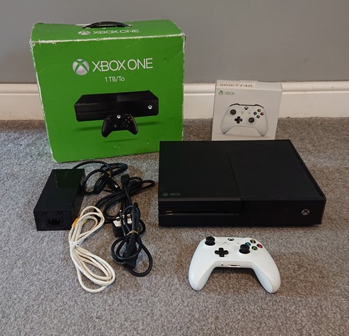 1tb xbox one boxed - one,