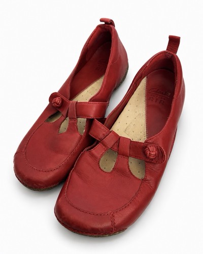 Clarks red leather mary jane