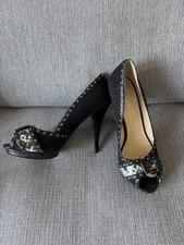 Ladies black buckle stud stiletto heel peep toe shoes size 5 Guess