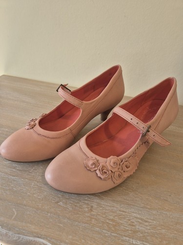 Ladies shoes moshulu size - ladies,