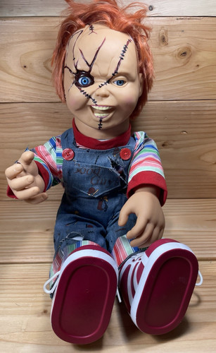 Chucky replica doll - 24",