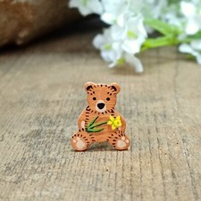 Daffodil pin handmade - daffodil,
