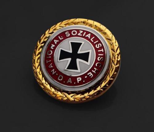 Iron cross patriotic - 1.4",