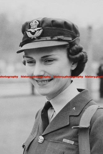 F010094 felicity hanbury waaf - hanbury,
