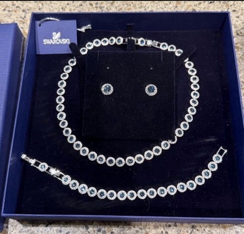 Swarovski angelic necklace set - angelic,