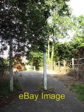 Photo 6x4 Blocking traffic