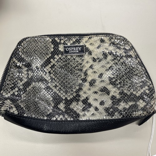 Osprey makeup bag - makeup,