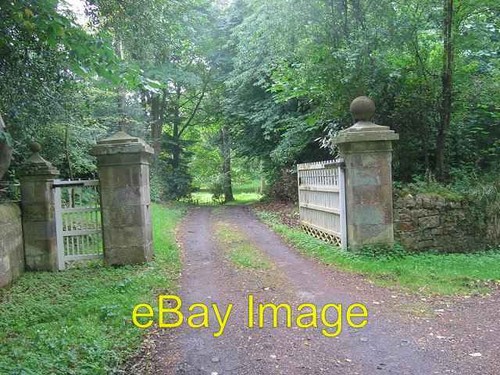 Photo 6x4 gate house of - gate,,