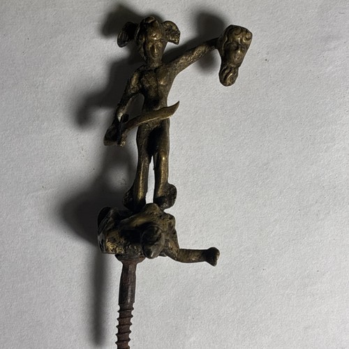 Perseus medussa topper - &,