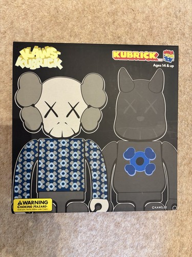 Kaws kubrick bus stop - kaws,
