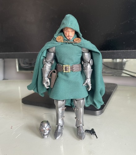 Marvel legends custom mezco - marvel,