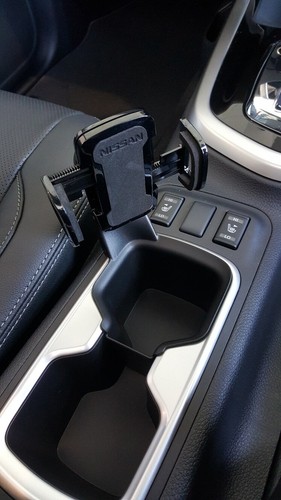 Genuine nissan navara np300 - genuine,