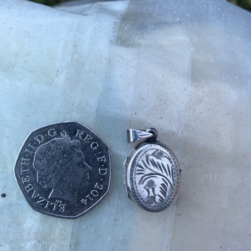 Vintage 925 silver etched back - vintage,
