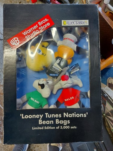Looney tunes six nations soft - looney,
