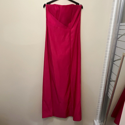 Strapless sleeveless full - strapless,