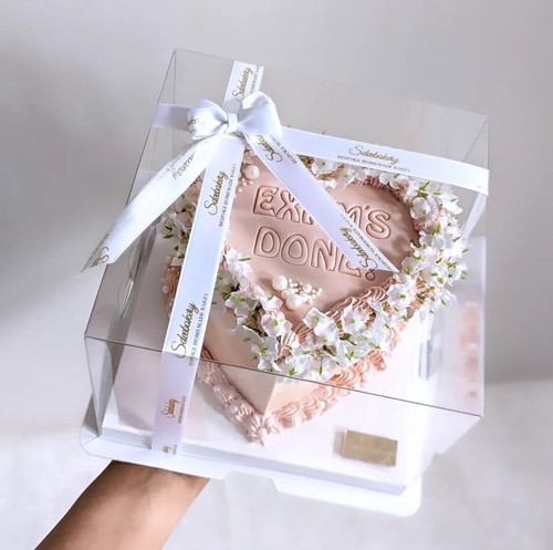 Clear presentation boxes for - presentation,