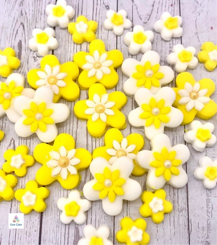 Edible fondant flowers - 32,