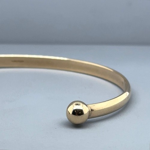 9ct yellow gold - 9ct, bangle