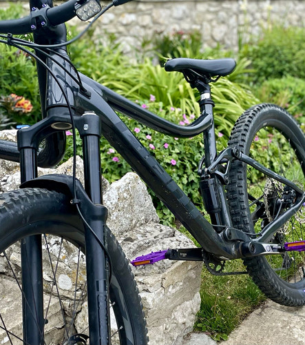 Giant mountain bike - giant,