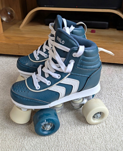 Kids size 5uk roller quad - size,