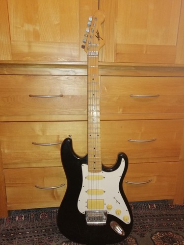 Axis 80s electric guitar with - axis,