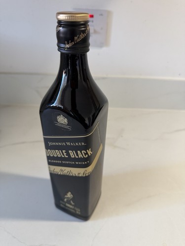 Johnnie walker double black - johnnie,