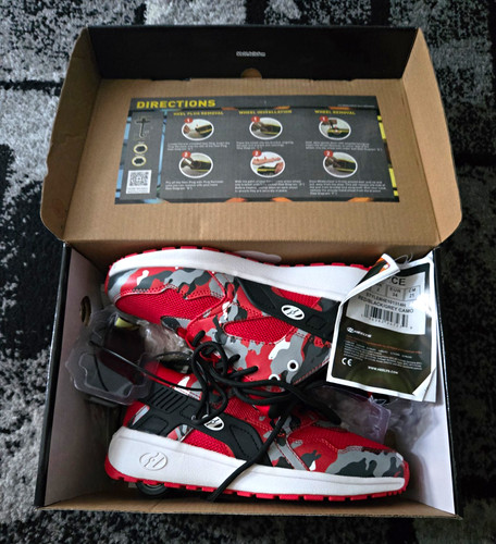 Heelys skate shoes wheel - skate,
