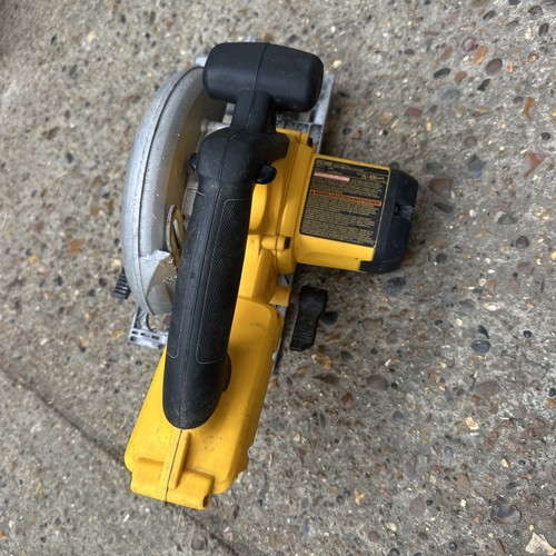 Dewalt dc300 circular saw 36v - circular,