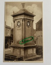 Stroud, Sims Memorial, Street