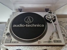 Audio Technica AT-LP120USB  Direct Drive Manual Turntable