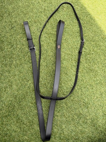 Windsor standing martingale - standing,
