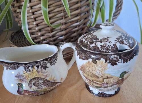 Royal worcester vintage - worcester, cream