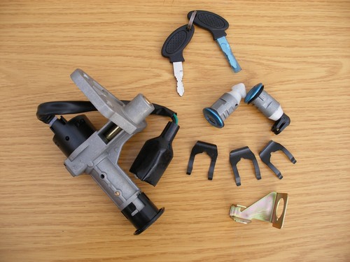 Lock set lexmoto - yiben, sanben