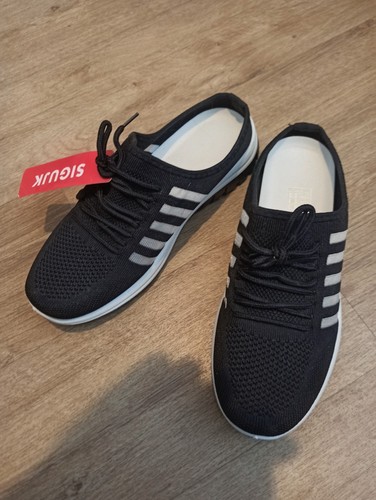 Great ladies sneakers - , by
