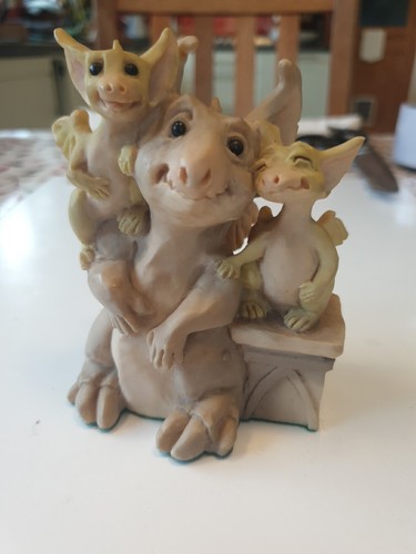 Pocket dragon figurine friends - dragon,
