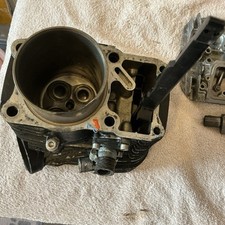 Suzuki Marauder 800 Front