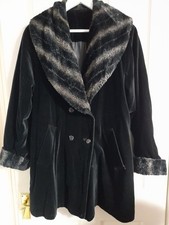 Vintage Cloud Nine Black Velvet Opera Swing Coat Faux Fur Collar & Cuffs 14 16