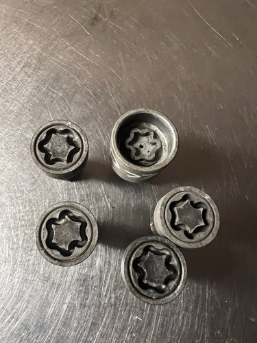 Scirocco wheel nuts and - vw, key