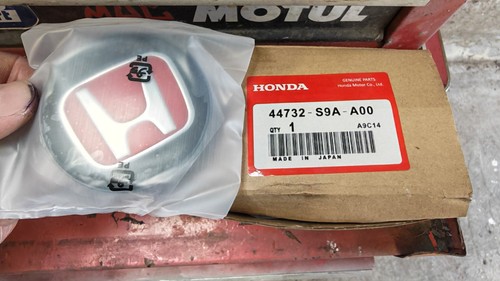 Genuine honda center - genuine, caps