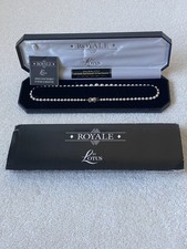 Royale by Lotus Graduated Hand