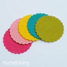 Felt scalloped circles wool - -,